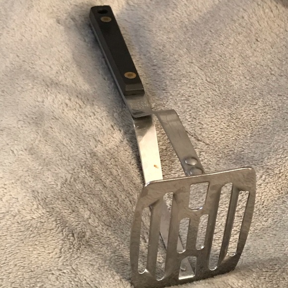 Vintage Bi Cor Potato Masher - Picture 2 of 7